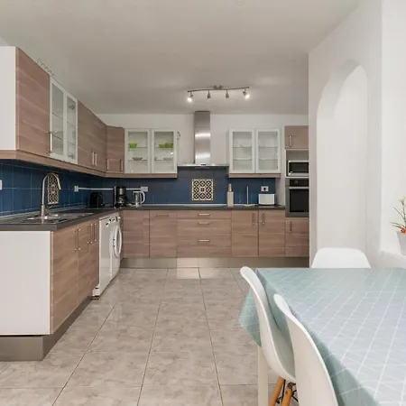 Casa Julia Semesterbostad *